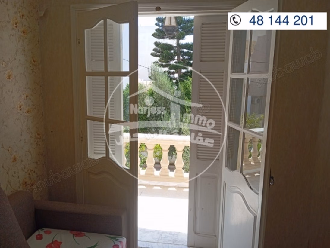 Studio à louer au 1er étage