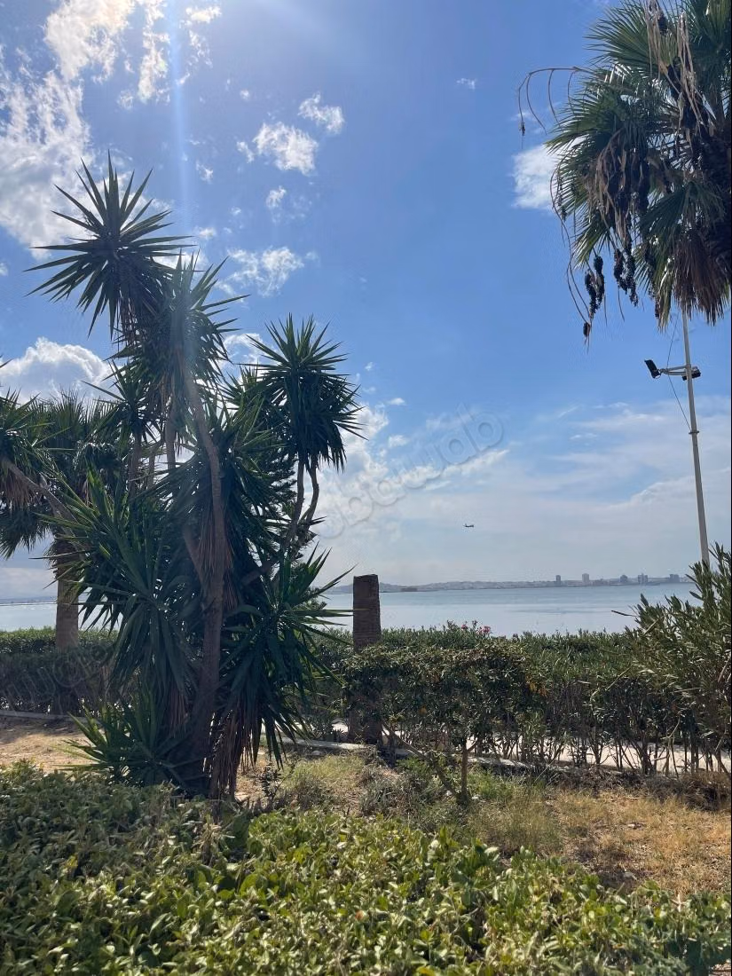 À louer un appartement s1 avec jardin sur lac